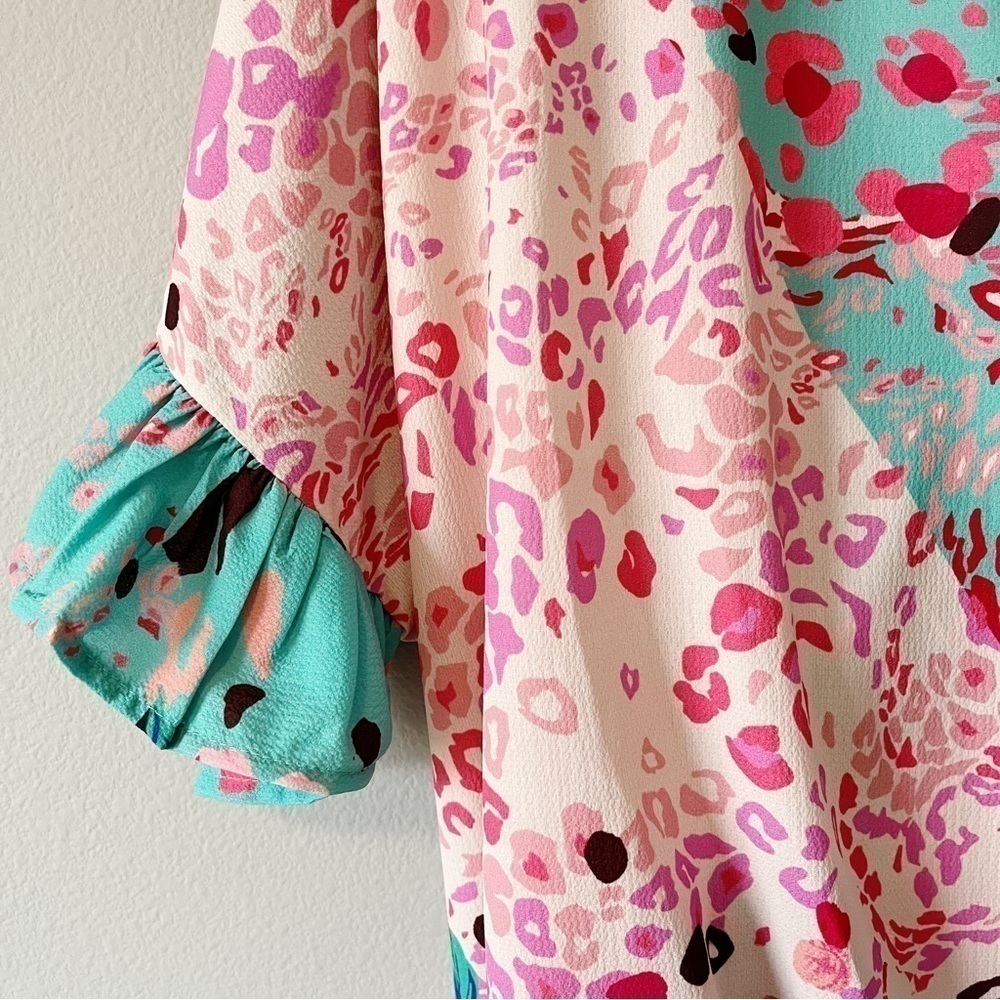 Umgee NWT Floral and Animal Print Mixed Print Crossover Blouse w/ Ruffles Small - Picture 7 of 11